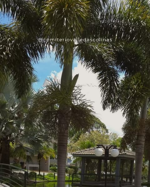 Publicação de 10 de setembro no Instagram @cemiteriovalledascolinas